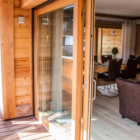 Mont Chery - Tres Lumineux, Beaux Volumes, Standing Mae-2501 Apartment *